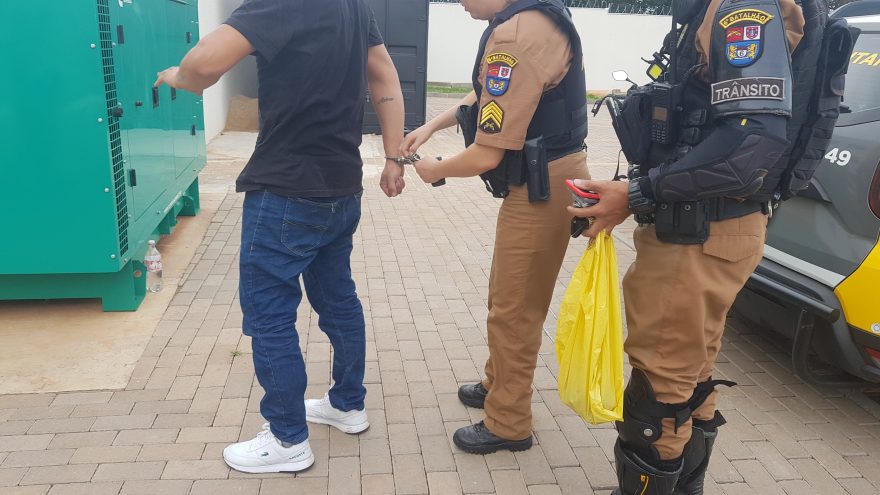Homem é detido em posse de maconha no Tarumã
