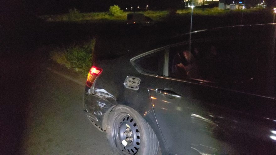 Citroën e Strada colidem em cruzamento na 467 em Cascavel