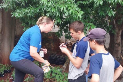 Sanepar promove oficinas sobre horta e plantas medicinais em Santa Izabel do Oeste