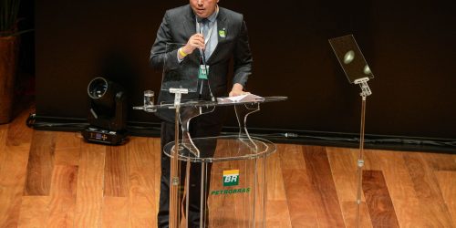 AGU apresenta recurso contra afastamento de conselheiro da Petrobras Imagem referente a AGU apresenta recurso contra afastamento de conselheiro da Petrobras