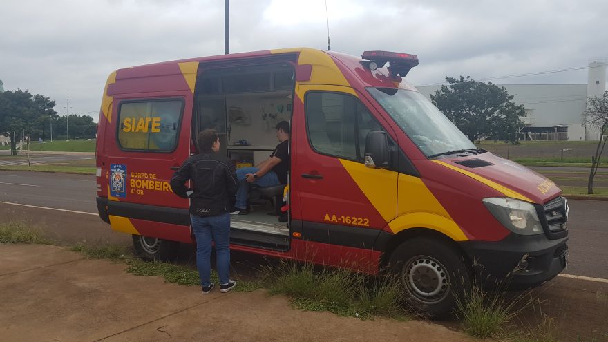Homem fica ferido em acidente de trânsito no Santo Onofre