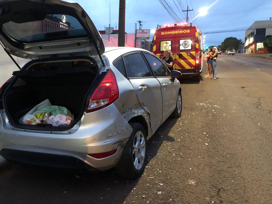 Após colisão traseira, bebê de três meses precisa ser socorrido com lesão na cabeça