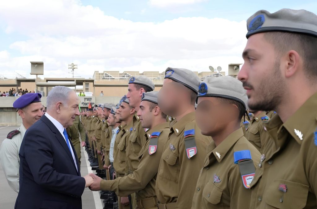 Netanyahu afirma estar pronto para possíveis ataques iranianos e agradece apoio internacional