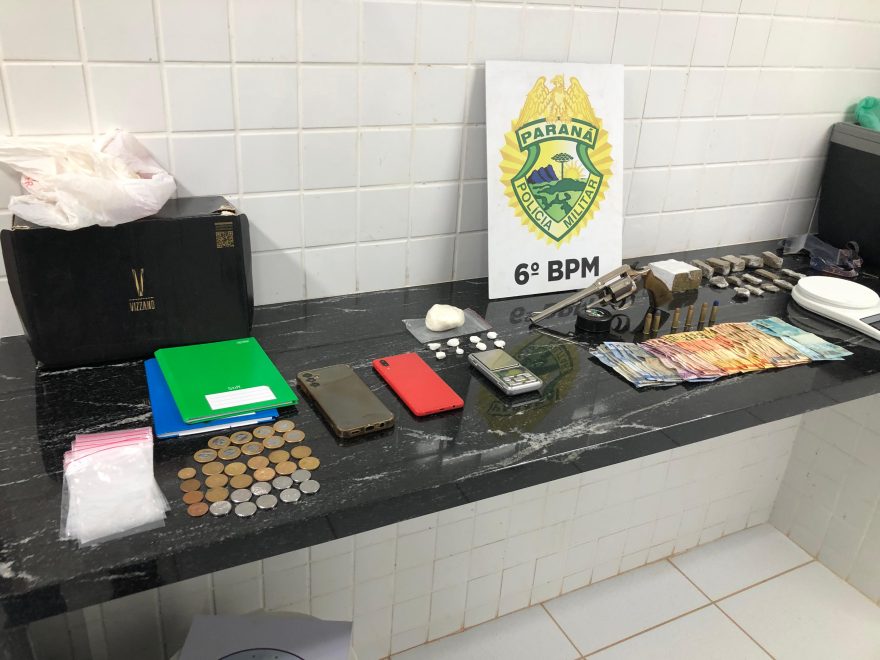 ROTAM flagra uso de drogas no Guarujá, realiza abordagem e apreende entorpecentes, dinheiro e arma