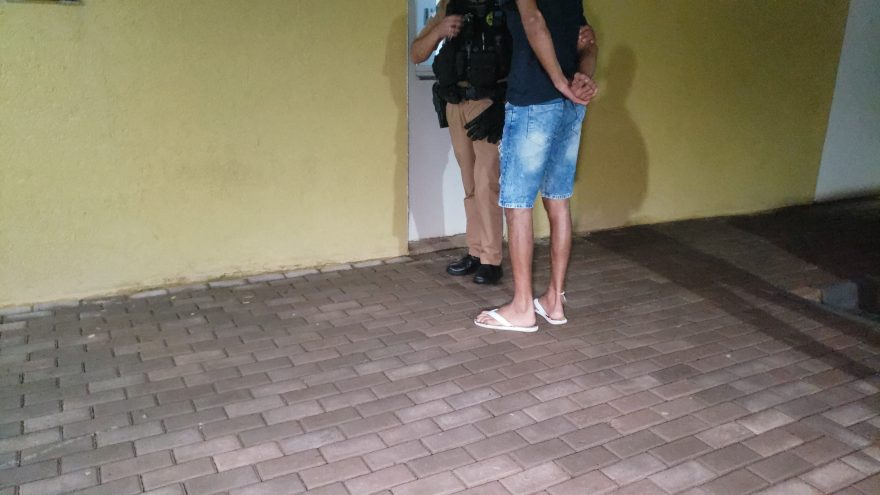 Homem é detido pela Polícia Militar dirigindo veículo com placas clonadas