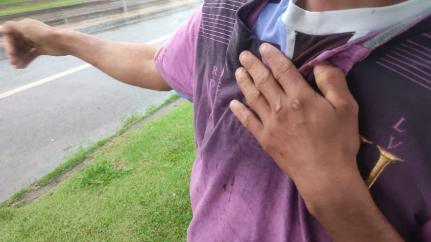 Motorista de carro é agredido após acidente no Jardim Clarito: “Eu acredito que não tive culpa”