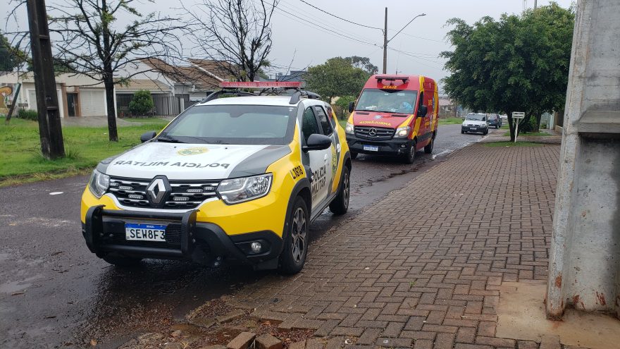 Dois são agredidos durante assalto em panificadora no Alto Alegre