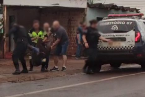 Polícia Militar dá detalhes de caso onde homem em surto teria estrangulado filho após acidente