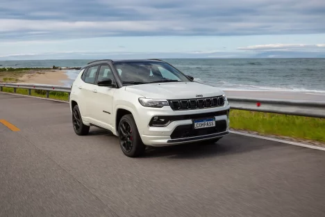 Jeep Compass 2025: Um Furacão de Potência e Tecnologia; Análise completa