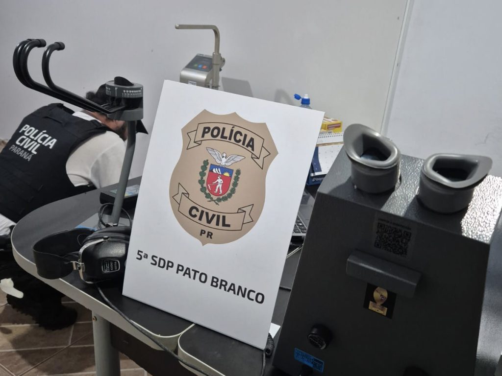 Médico é afastado por suspeita de cobrar exames de vista no Detran