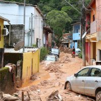 Imagem referente a SP desiste de demolição da Vila Sahy, mas destino de bairro é incerto