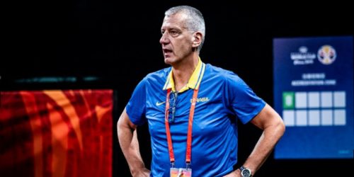 Imagem referente a Técnico Petrovic retorna à seleção de basquete com equipe experiente