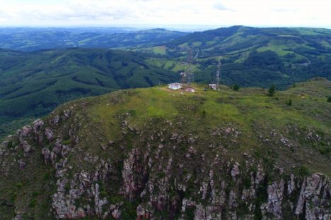 Temporada de montanha: conheça picos perfeitos em todas as regiões do Paraná