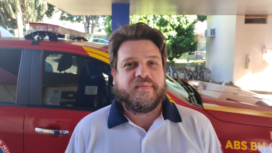 Motociclista ferido em forte colisão no Sanga Funda corre o risco de ter a perna amputada, diz médico