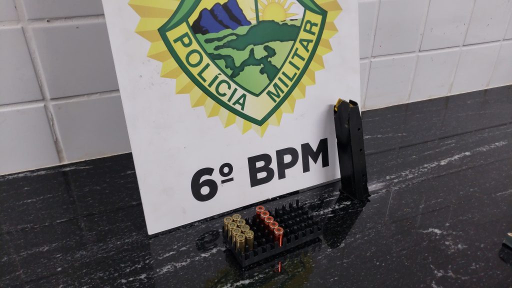 Homem é detido com munições de 9 mm em Capitão Leônidas Marques Homem é detido com munições de 9 mm em Capitão Leônidas Marques