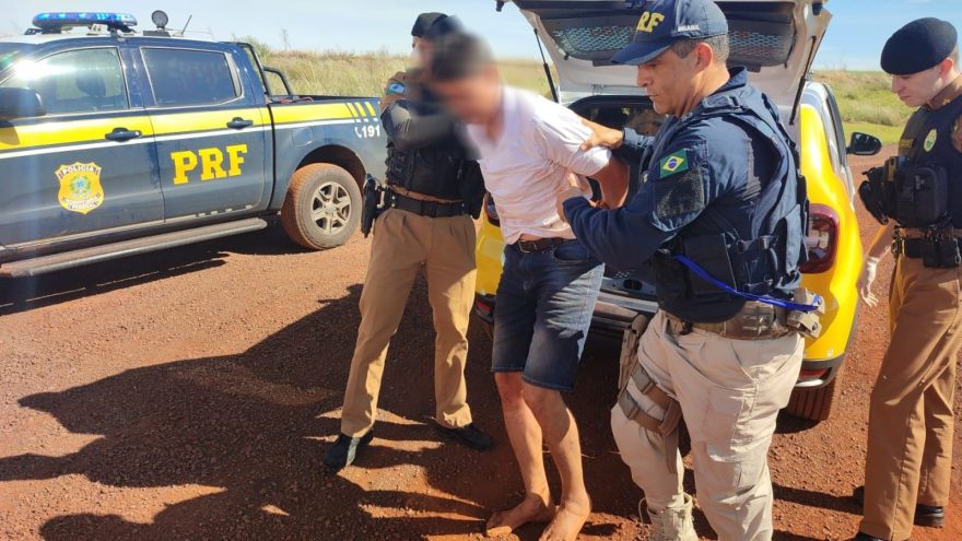 Em surto, homem abandona veículo às margens da BR-163 e provoca correria e transtornos