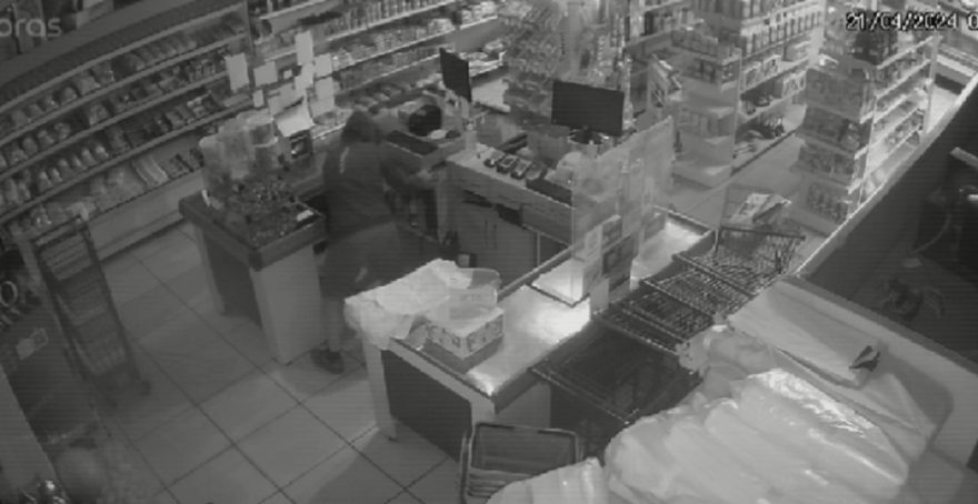 Comerciantes do Nova Cidade pedem socorro após casos de invasão e furto