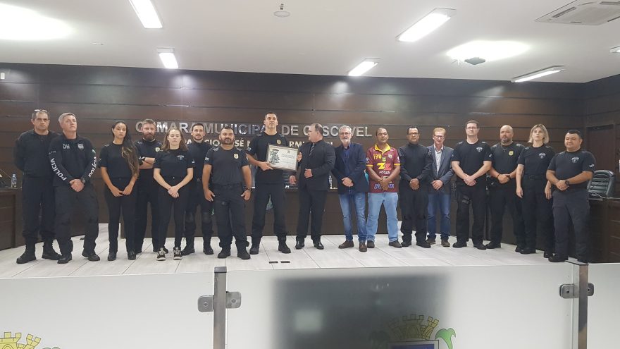 Delegacia de Homicídios é homenageada na Câmara de Cascavel por seu trabalho
