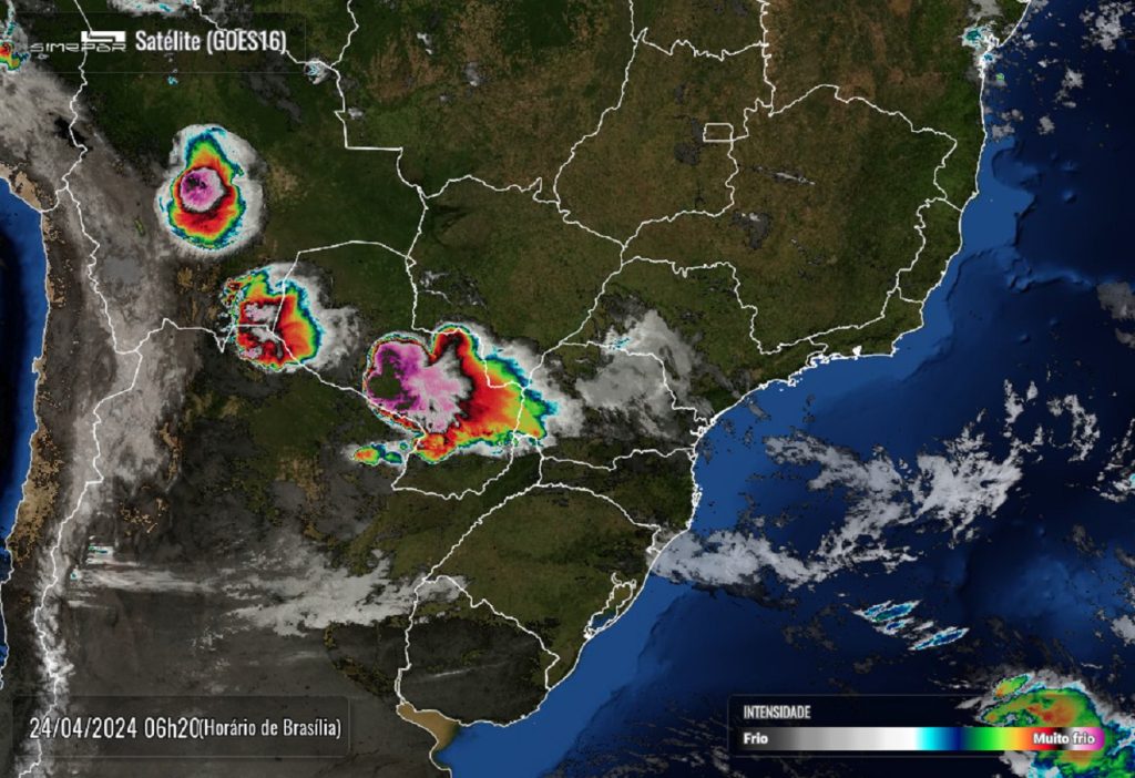 Clima continua instável nesta quarta-feira em Cascavel; máxima será 26°C Clima continua instável nesta quarta-feira em Cascavel; máxima será 26°C