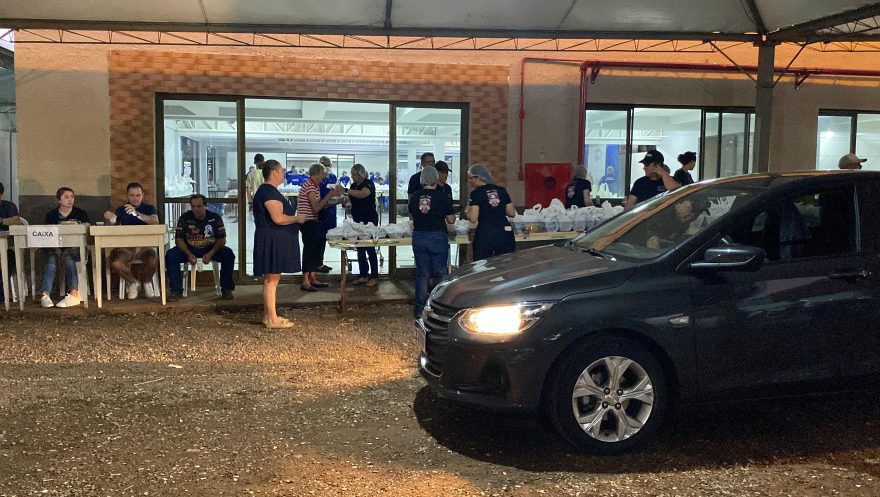 Buchada da Festa do Trabalhador está sendo servida neste sábado