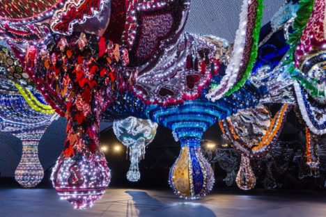 Joana Vasconcelos é tema da edição de maio do Arte para Maiores no MON