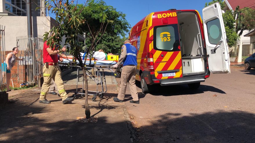 Mulher de 72 anos é socorrida no Maria Luiza após sofrer queda de mesmo nível