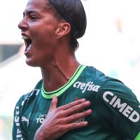 Imagem referente a Amanda Gutierres comanda vitória do Palmeiras sobre o Real Brasília