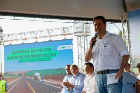 Governador entrega pavimentação de Toledo a Assis Chateaubriand