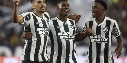 Imagem referente a Botafogo supera Vitória para abrir vantagem na Copa do Brasil