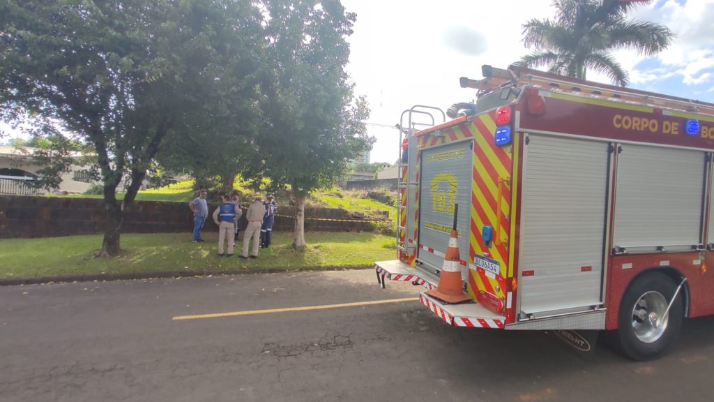 Trabalhador morre ao ser atingido por parede em Francisco Beltrão Trabalhador morre ao ser atingido por parede em Francisco Beltrão