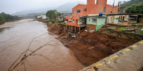 CNM estima pelo menos R$ 275 milhões para cobrir danos no RS Imagem referente a CNM estima pelo menos R$ 275 milhões para cobrir danos no RS