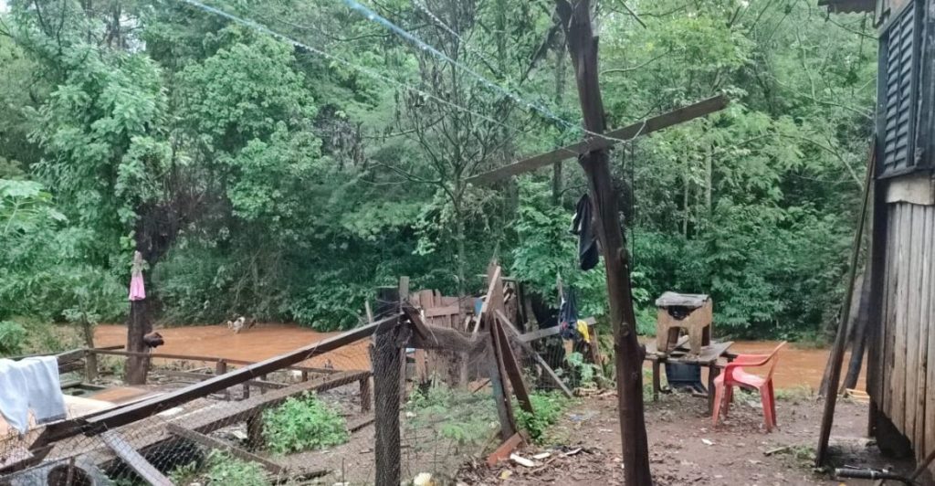 Defesa Civil monitora nível dos rios e orienta famílias ribeirinhas em São Miguel do Iguaçu