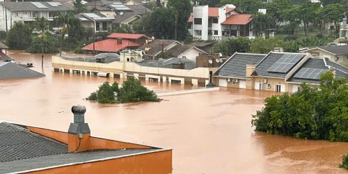 Lula garante verba para reconstrução de estradas no Rio Grande do Sul