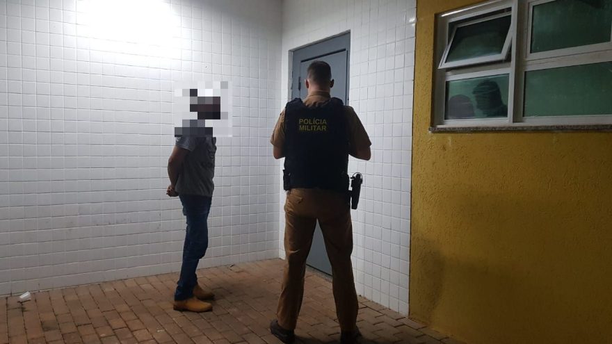 Homem é preso após caso de violência doméstica