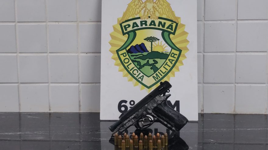 Jovem é preso com pistola 9 mm e munições no Floresta