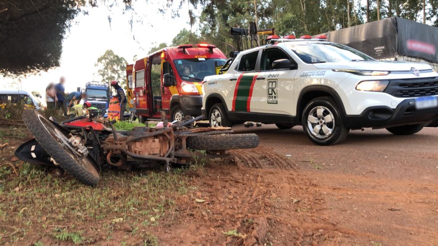 Jovem de 18 anos encaminhado à UPA após acidente de trânsito na BR-277, em Cascavel