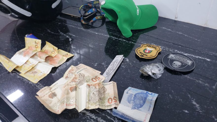 Jovem é detido com maconha após tentar fugir de abordagem da Polícia Civil no Cascavel Velho