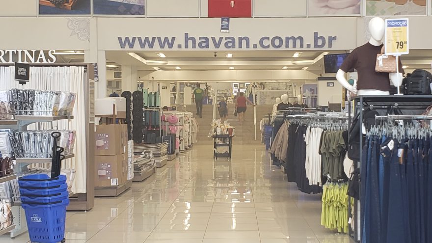 Incêndio na Havan? Fumaça no interior do imóvel assusta populares e Corpo de Bombeiros é acionado
