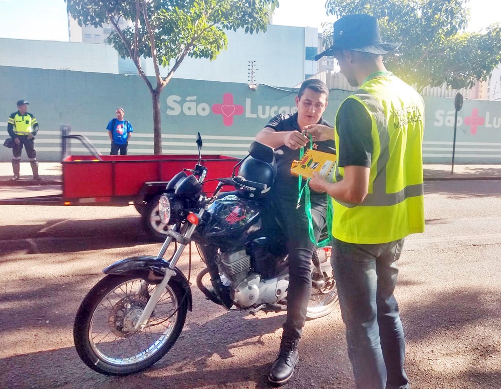 MAIO AMARELO: Por trânsito mais seguro, Transitar foca em conscientização com motociclistas