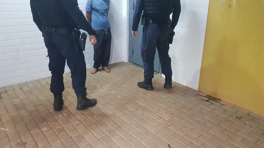 GM cumpre mandado de prisão por violência doméstica no bairro Santa Cruz
