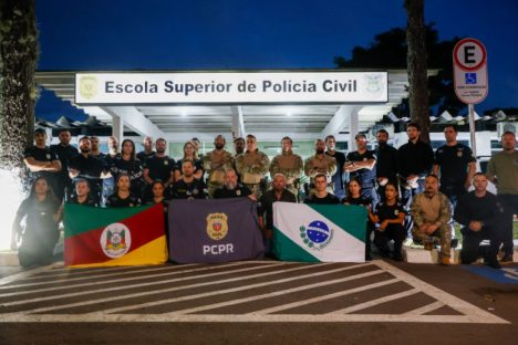 PCPR envia mais 30 policiais para reforçar ações de segurança no Rio Grande do Sul Imagem referente a PCPR envia mais 30 policiais para reforçar ações de segurança no Rio Grande do Sul
