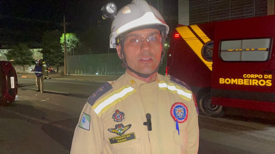 Corpo de Bombeiros revela detalhes do resgate da vítima de capotamento no Centro