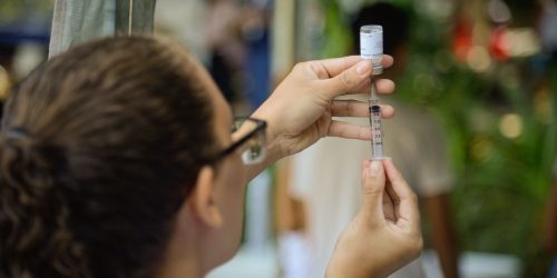 RS receberá 105 mil doses adicionais de vacinas até segunda