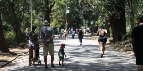 Semana começa com calor e sem sinal de chuva na capital paulista Imagem referente a Semana começa com calor e sem sinal de chuva na capital paulista