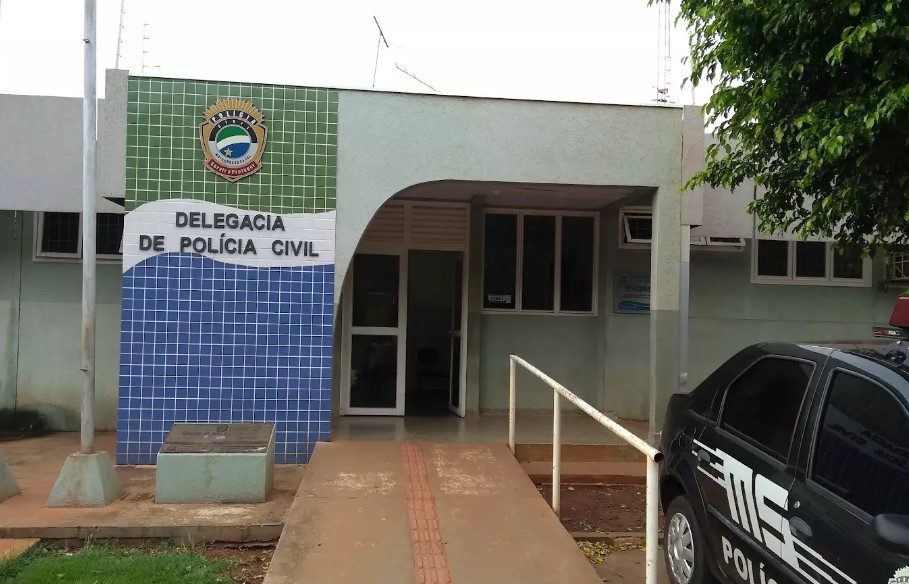 Mulher fica grávida após ser estuprada e mantida em cárcere