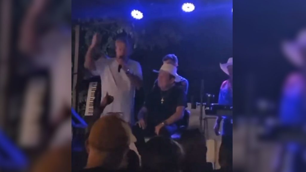 Prefeito xinga eleitores e diz que não quer mais que votem nele