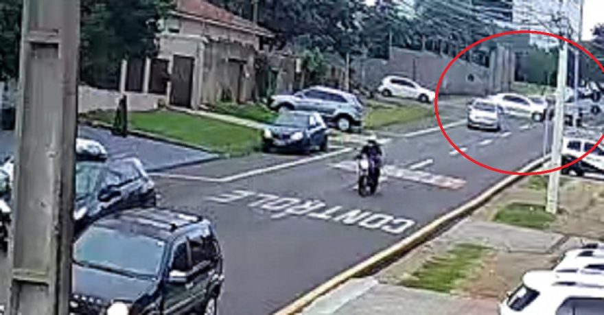 Câmera flagra acidente entre Logan e Onix no Coqueiral