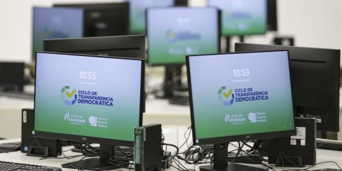 Imagem referente a Eleições 2024: PF e universidade fazem teste em urnas eletrônicas