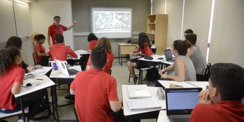 Imagem referente a Escolas são importantes no combate à LGBTfobia, defendem especialistas