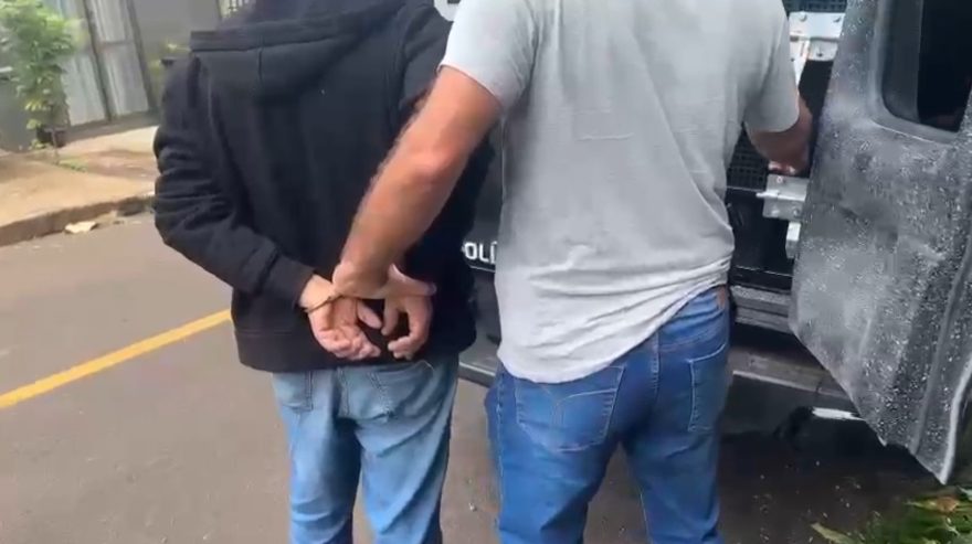 Foragido por homicídio triplamente qualificado é capturado em Foz após ‘peregrinação’ pelo país